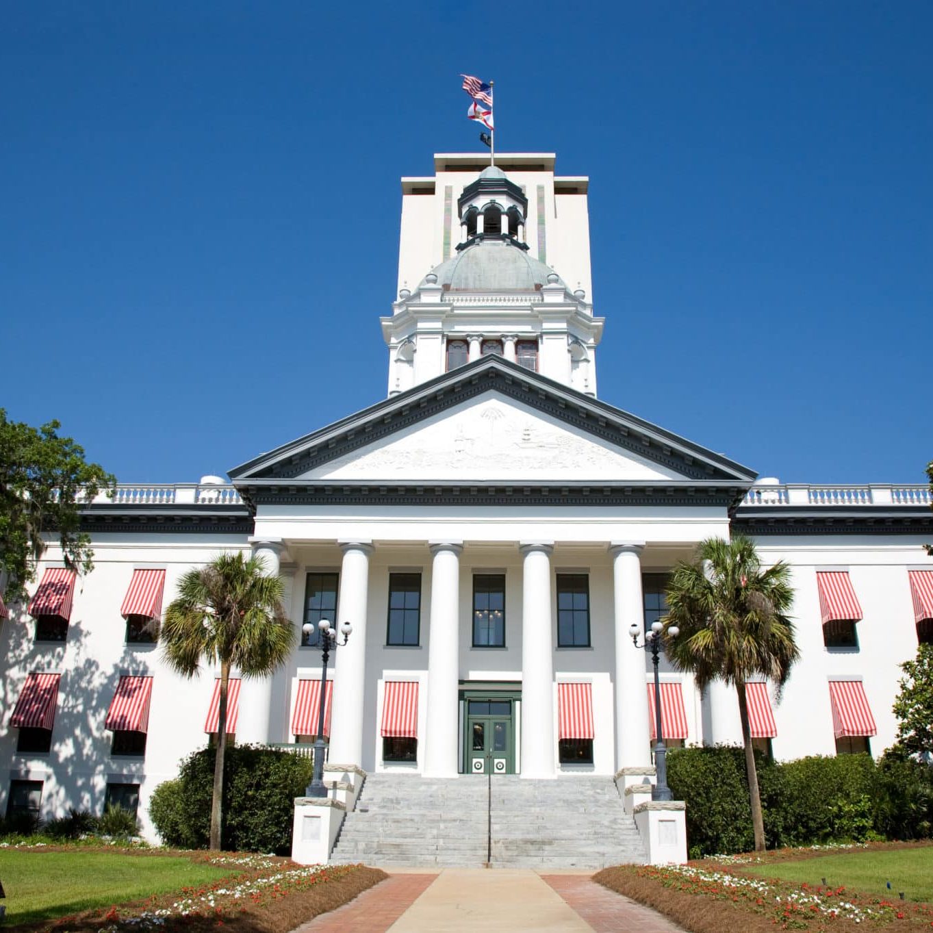 Historic Capital Building in Tallahassee Florida with the new Capital building in the background.